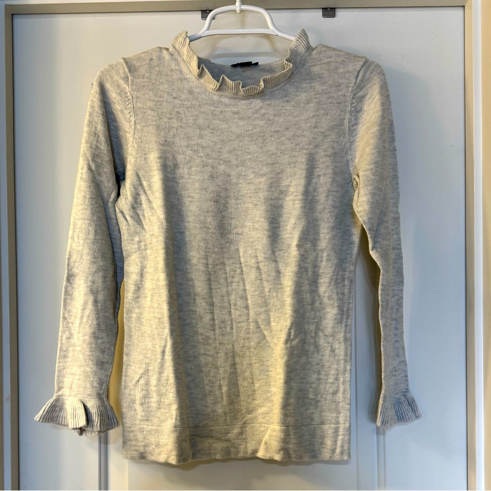 Ann Taylor Factory sweater, size XS